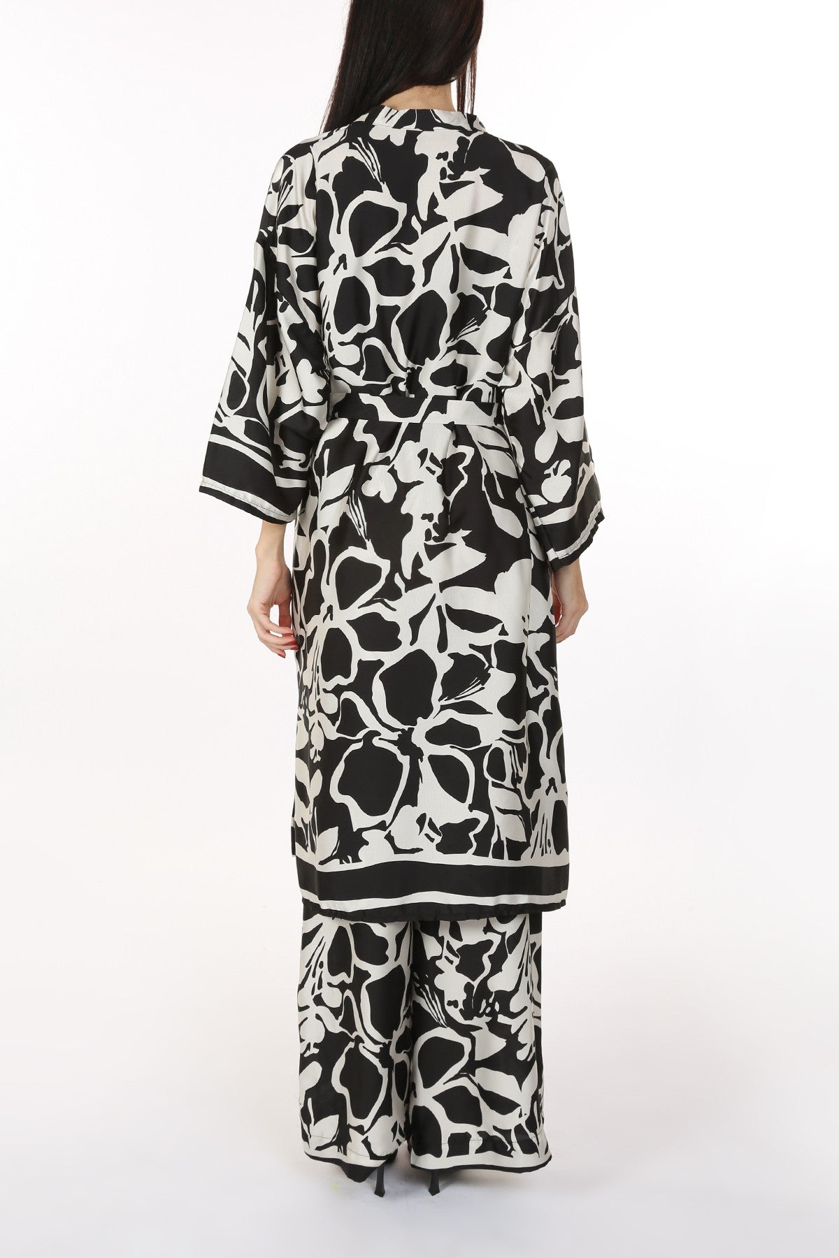 Black & White Abstract Robe & Pants