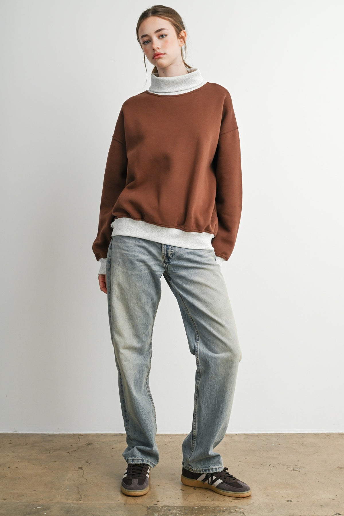 Oversized Sweatshirt - Brown/Grey