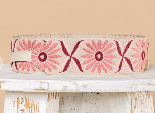 Embroidered Floral Belt