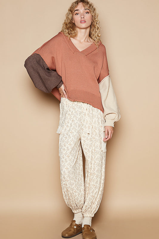 V-Neck Grunge Sweater - Terra Cotta Mix