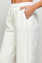 Load image into Gallery viewer, Geo Ribbed Cropped Pants - White