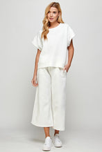 Load image into Gallery viewer, Geo Ribbed Cropped Sleeve Top - White