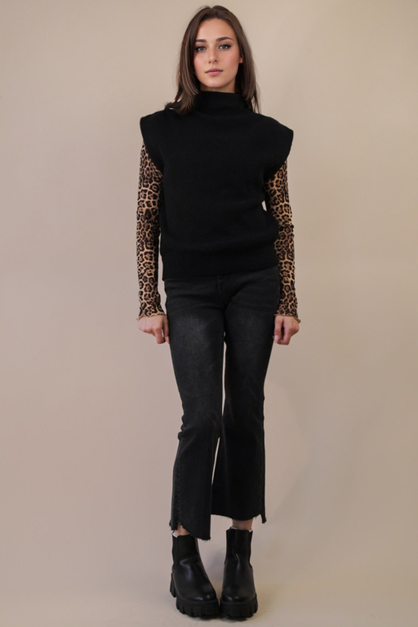 Soft Knit Sweater Vest - Black