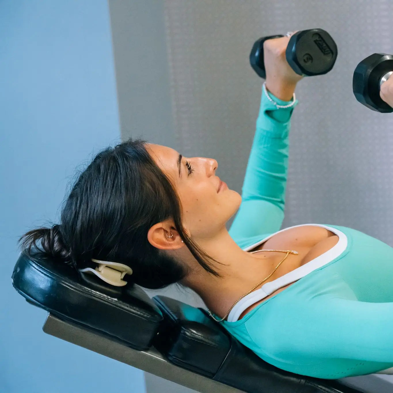 Jet Black Large Flat Round Clip