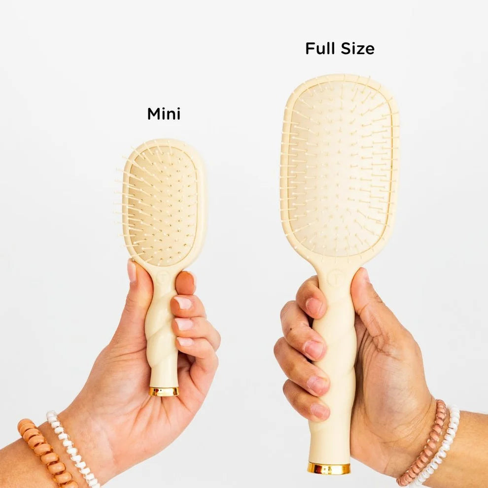 Mini Detangler Brush for Medium Hair- Tan