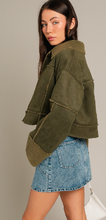 Load image into Gallery viewer, Shearing Crop Jacket - Olive