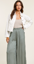 Load image into Gallery viewer, Distressed Crop Jacket